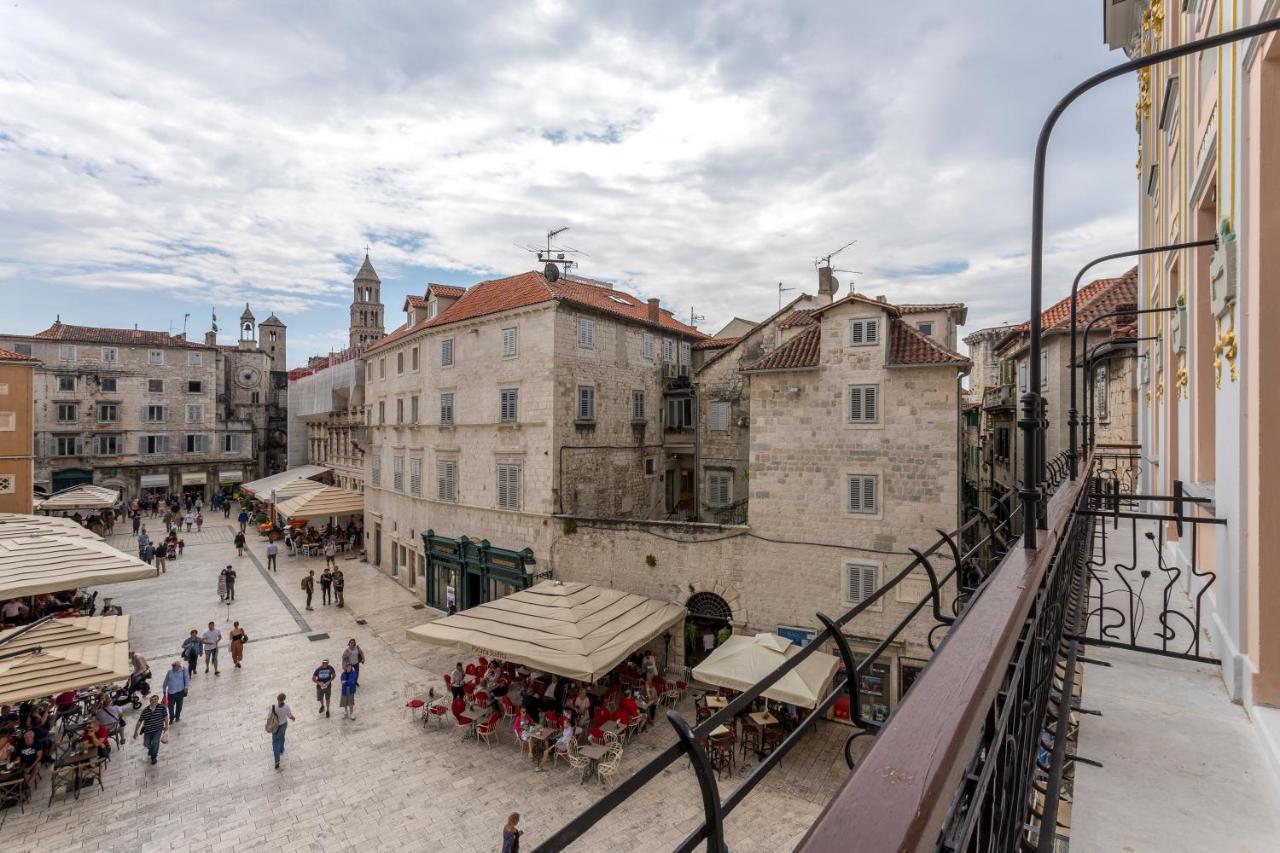 Royal Piazza Hotel Split Bagian luar foto