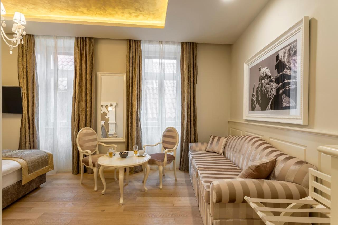 Royal Piazza Hotel Split Bagian luar foto