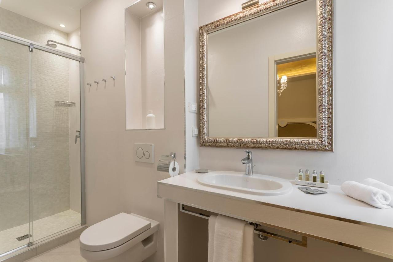 Royal Piazza Hotel Split Bagian luar foto