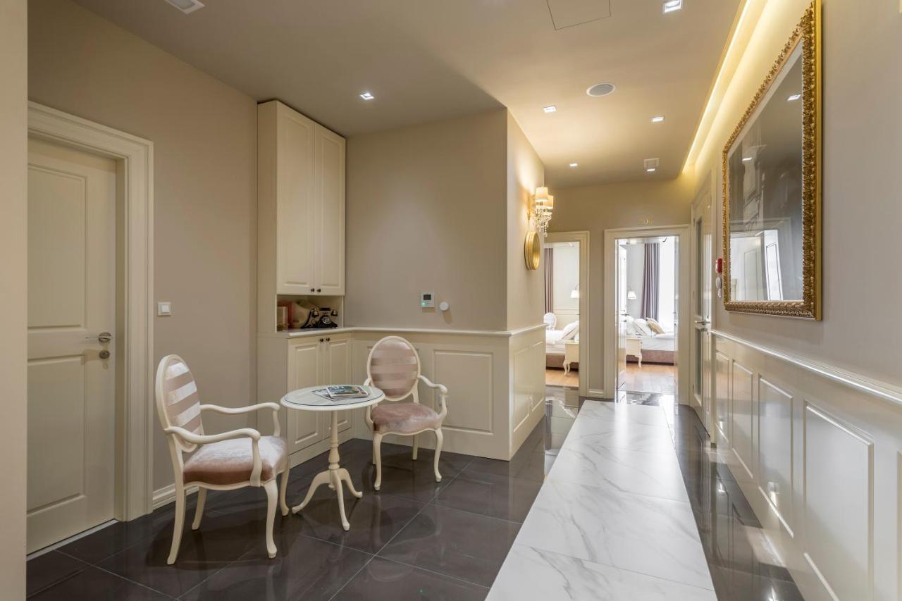 Royal Piazza Hotel Split Bagian luar foto